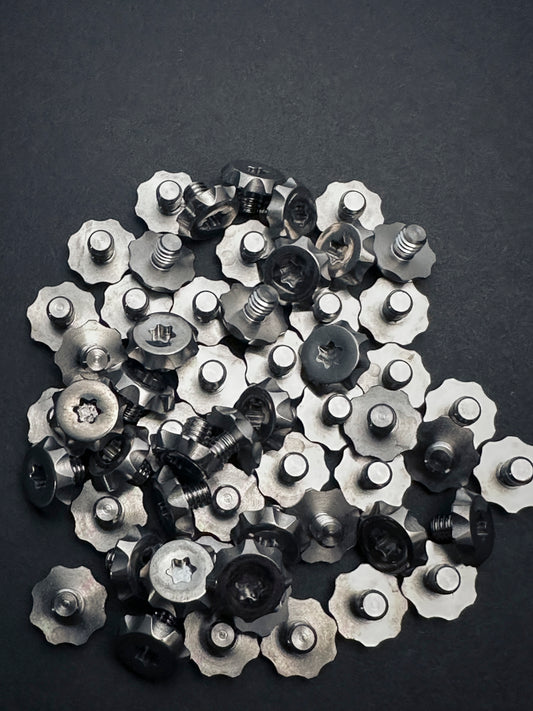Gear pivot pair