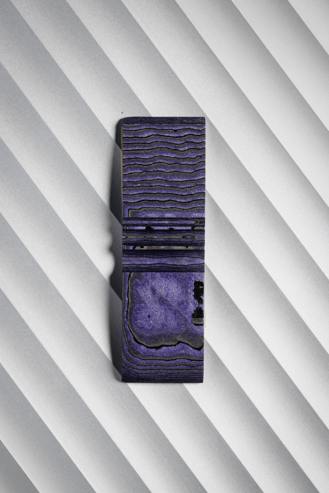Purple, Black (1:0.5) Flat