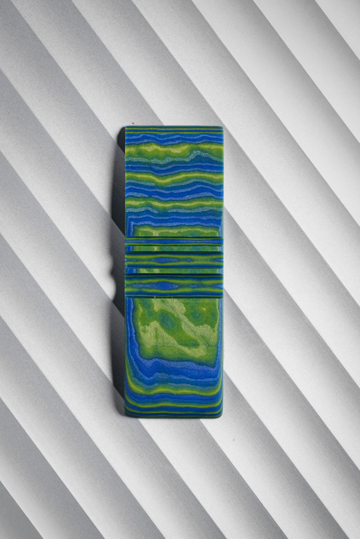 Yellow, Dark Blue (1:3) Flat