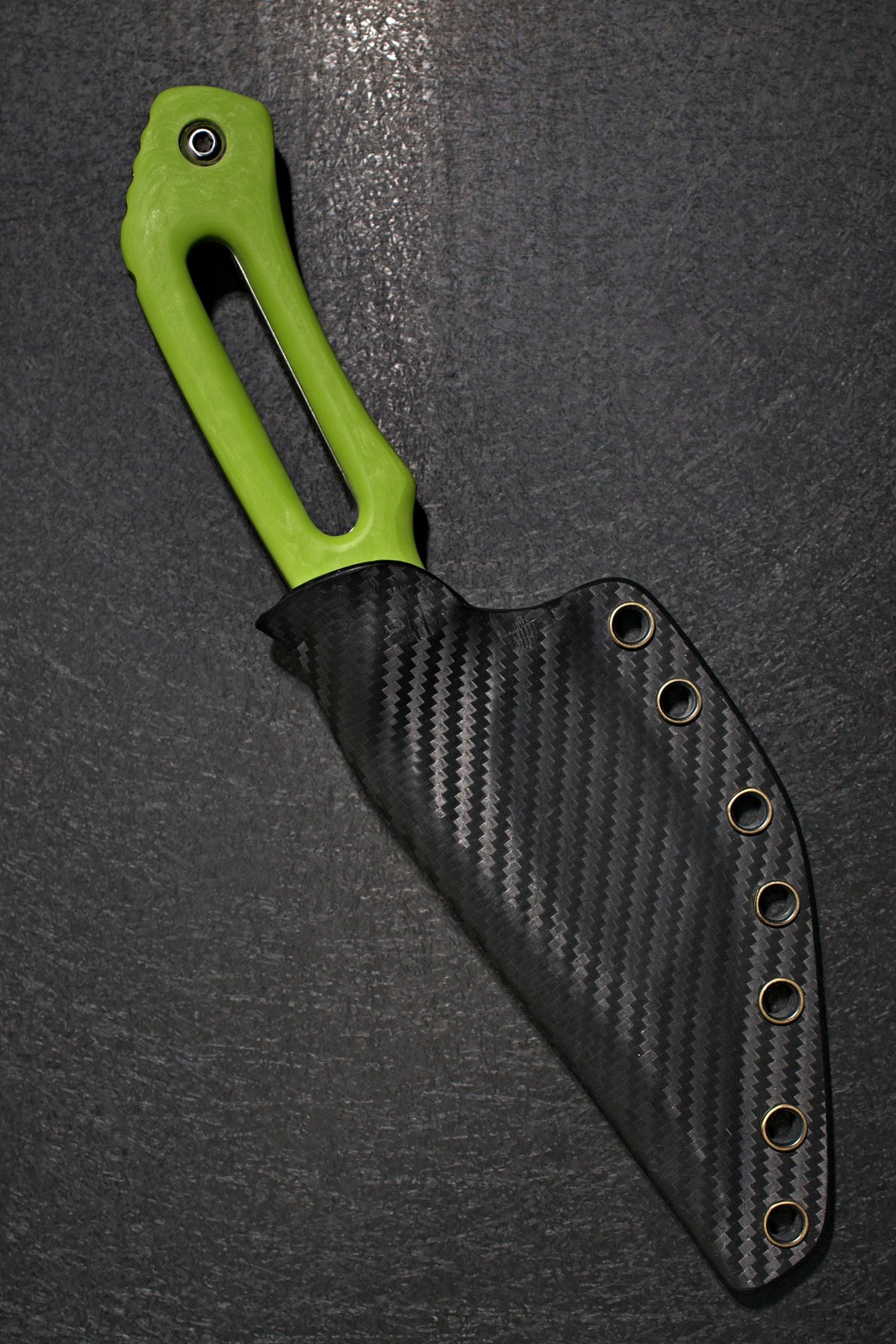 Fixed blade with green handle and carbon Kydex sheath with MorphTPC Neon Green Flat