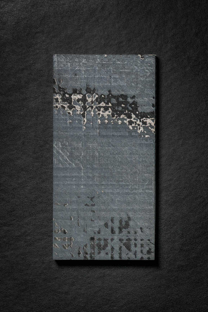 Black, Grey (1:2) Flat