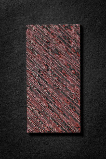 Black, Red (0.5:1) Single Side Damascus