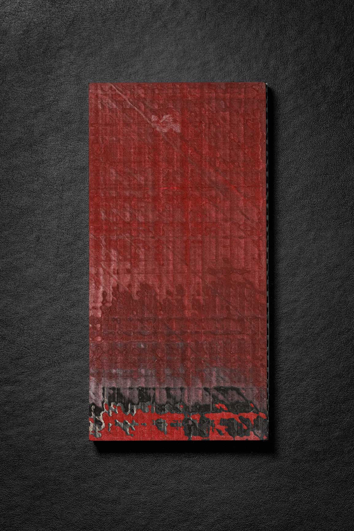 Red, Black (2:0.5) Flat
