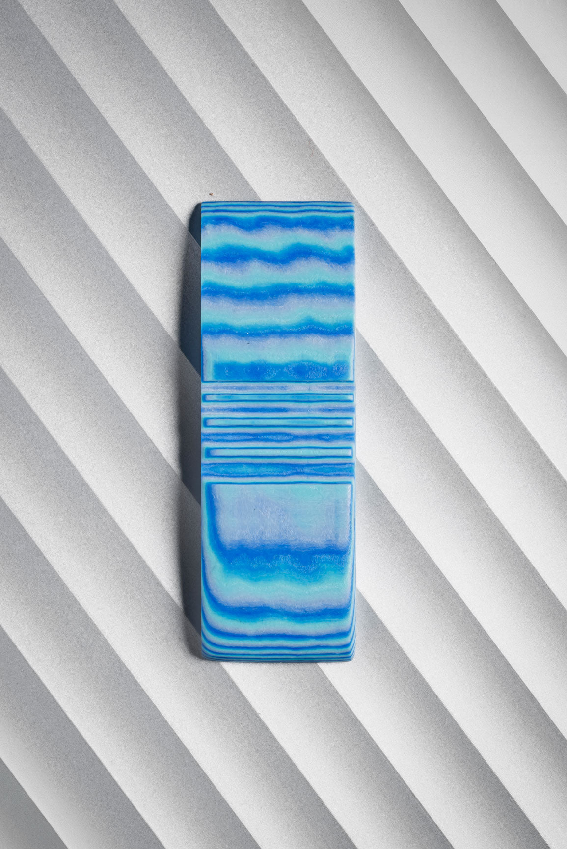 dark blue & tiffany blue & white (1:1:1) angle cut