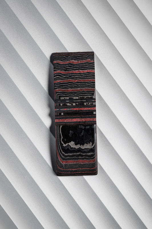 Red, Black (1:4) Flat