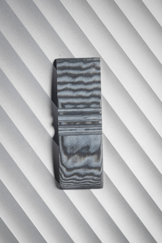 Grey, White (1:1) Flat