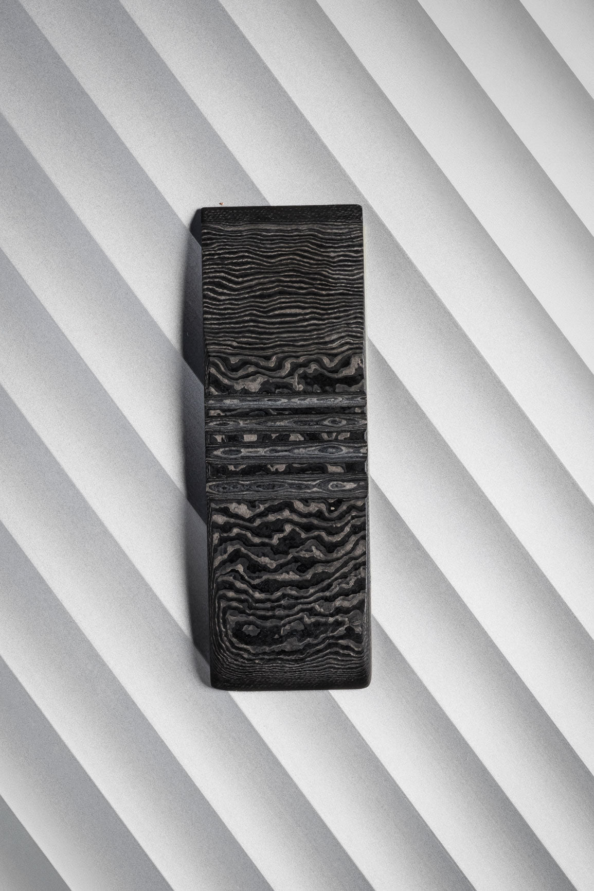 Black Angle Cut
