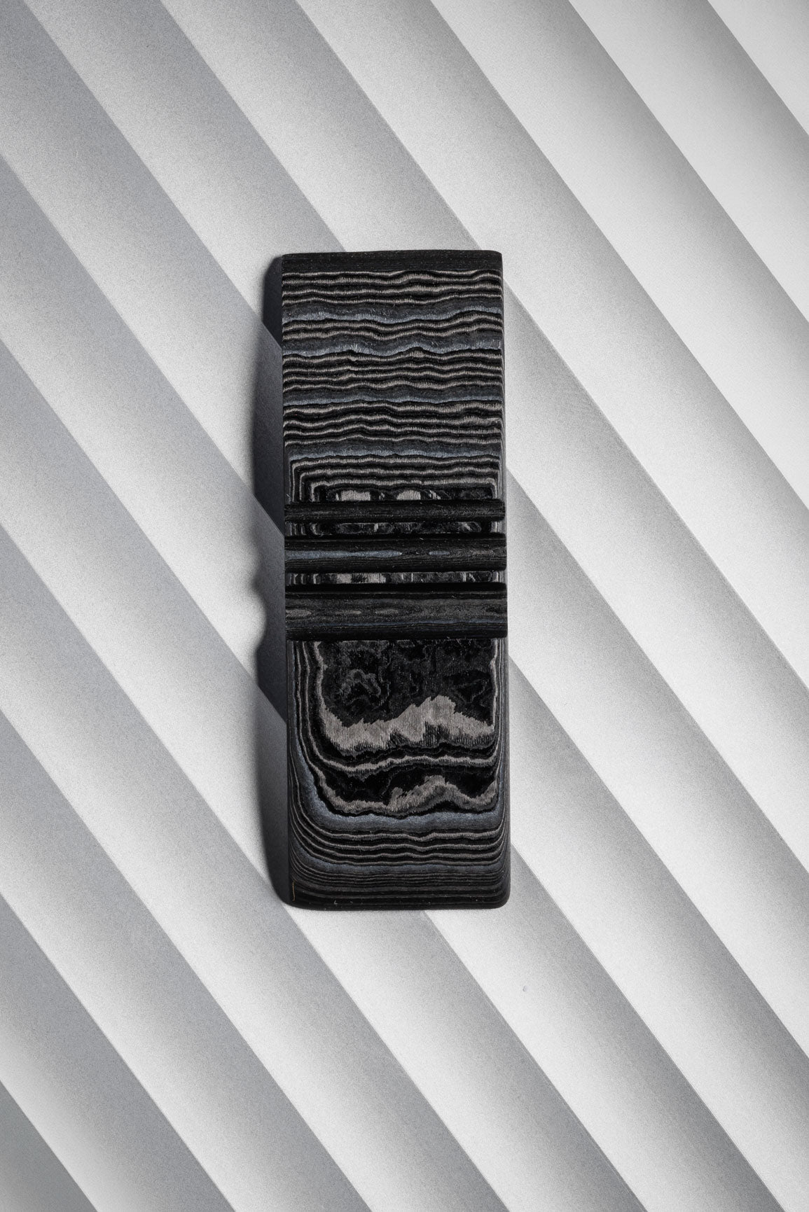 Clear, Black (0.5:3) Flat