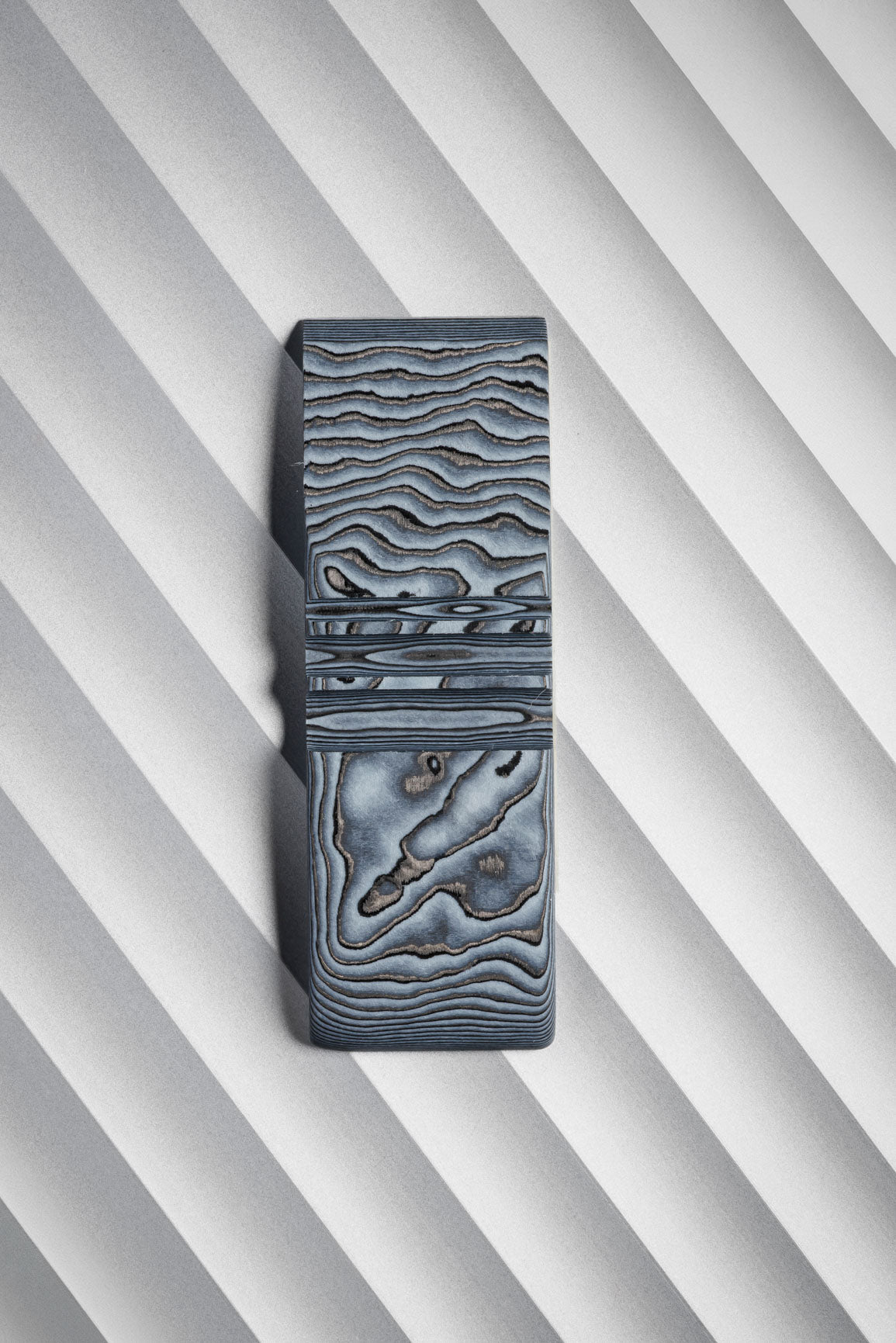 Black, White (0.5:1) Single Side Damascus