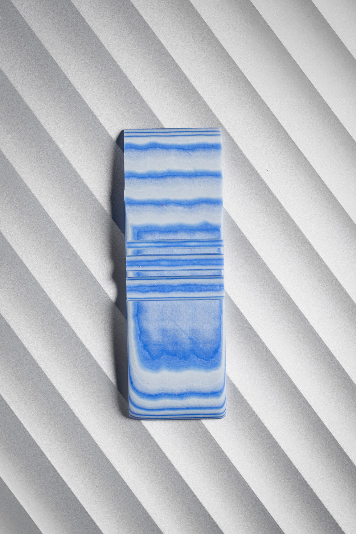 Dark Blue, White (1:3) Flat